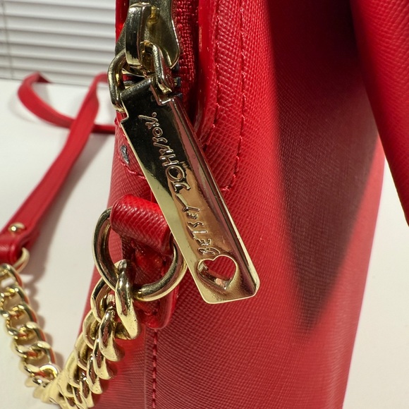 Betsey Johnson Red Bow Crossbody - Picture 6 of 12
